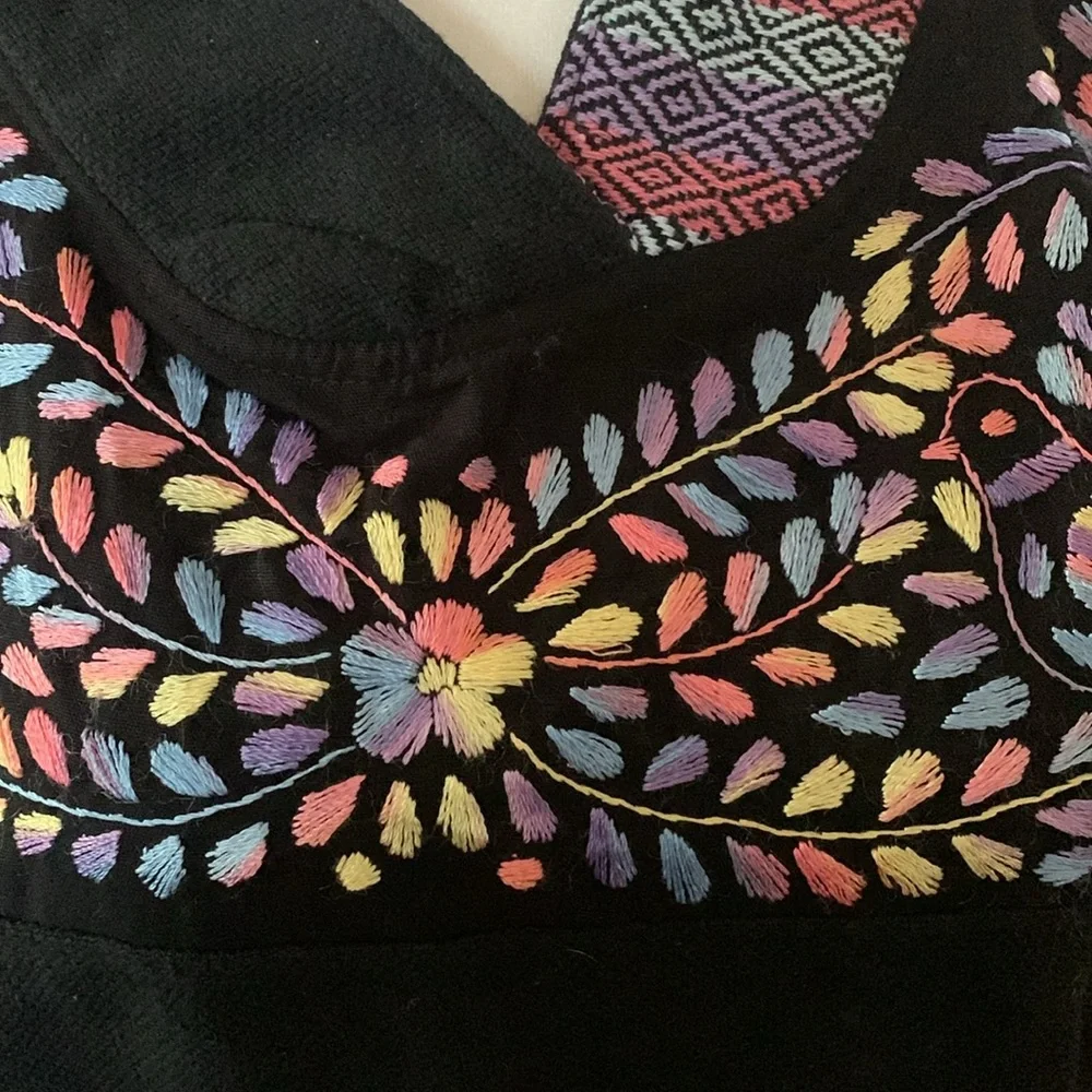NWOT  XL Unique black Mexican “Baja” style women’s pullover Jacket. - Picture 2 of 6